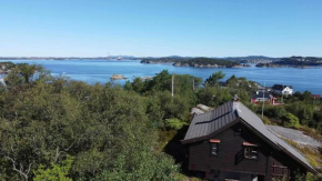 Charming Artists Cabin With Sea View Near Bergen
